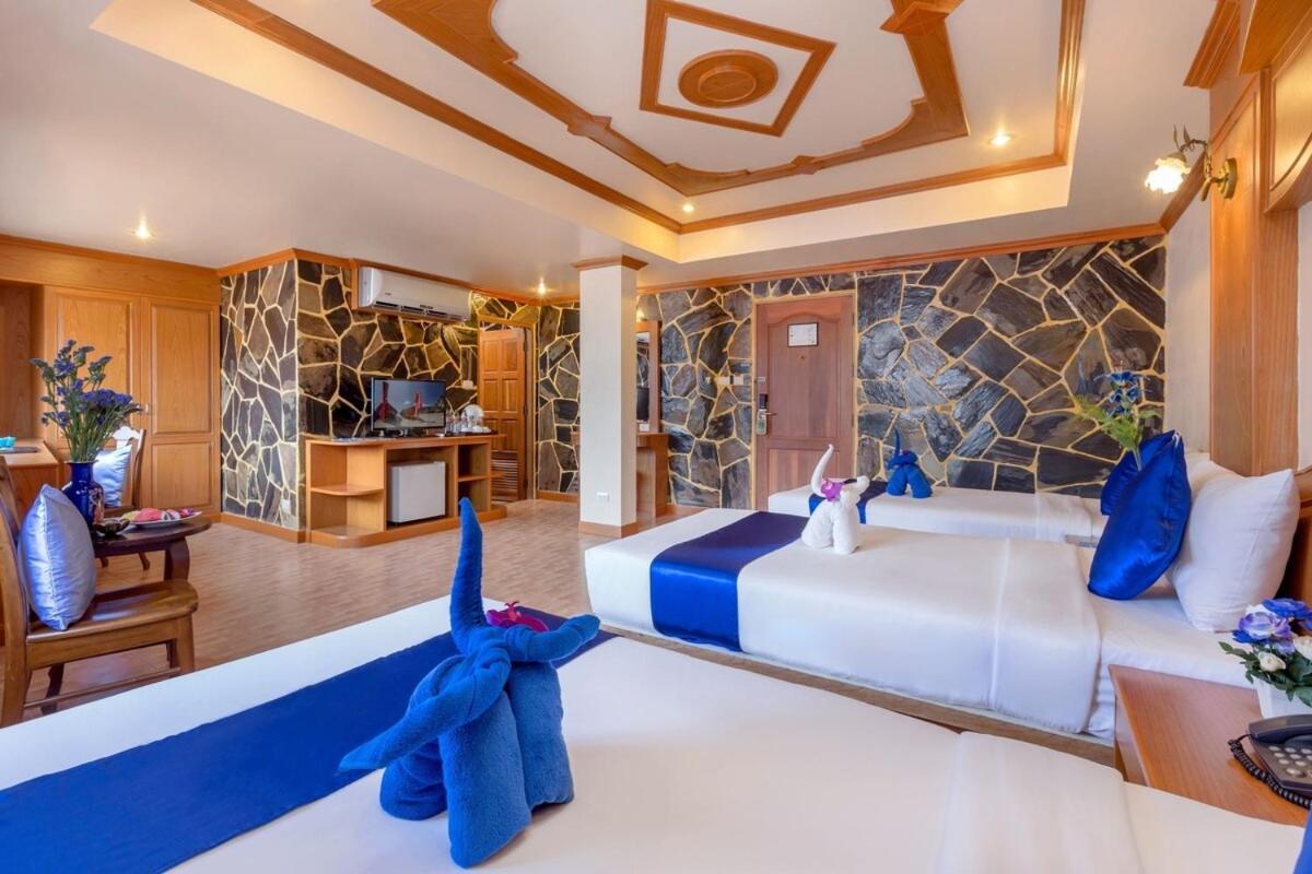 Tiger Complex By Eyg Hotel Patong Exterior foto